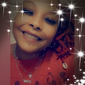 Meet your Posher, Jocelyn